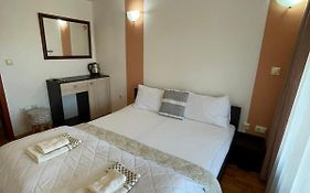 The Bulevard Hotel